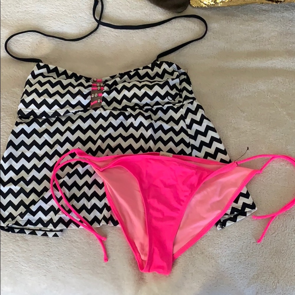 OP swimwear (L/G 11-13)